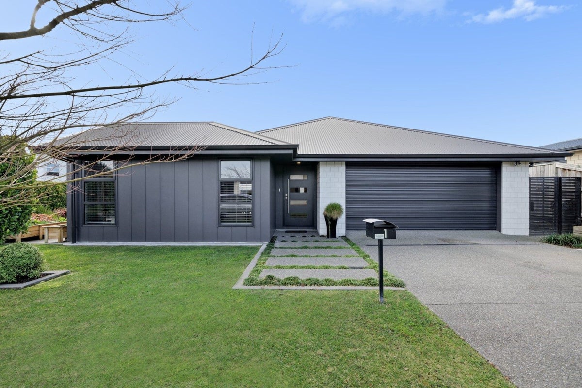 1 Paiawa Way, Pyes Pa, Tauranga - Carousel 2