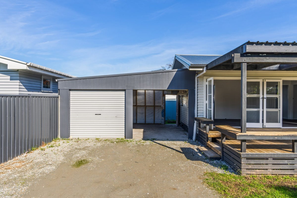 122B Ballance Street, Whataupoko, Gisborne - Carousel 24