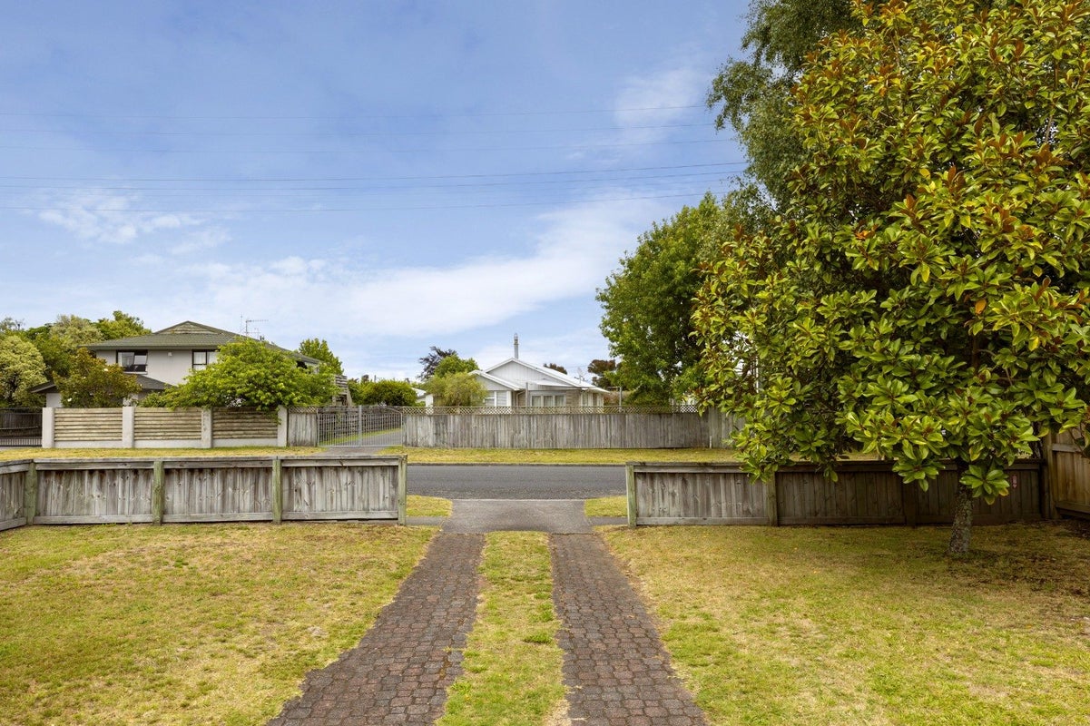 1/17 Rainbow Drive, Rainbow Point, Taupo - Carousel 26