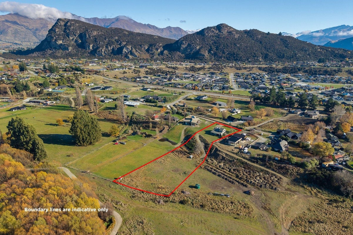 2/19 Monteith Road, Wanaka - Carousel 19