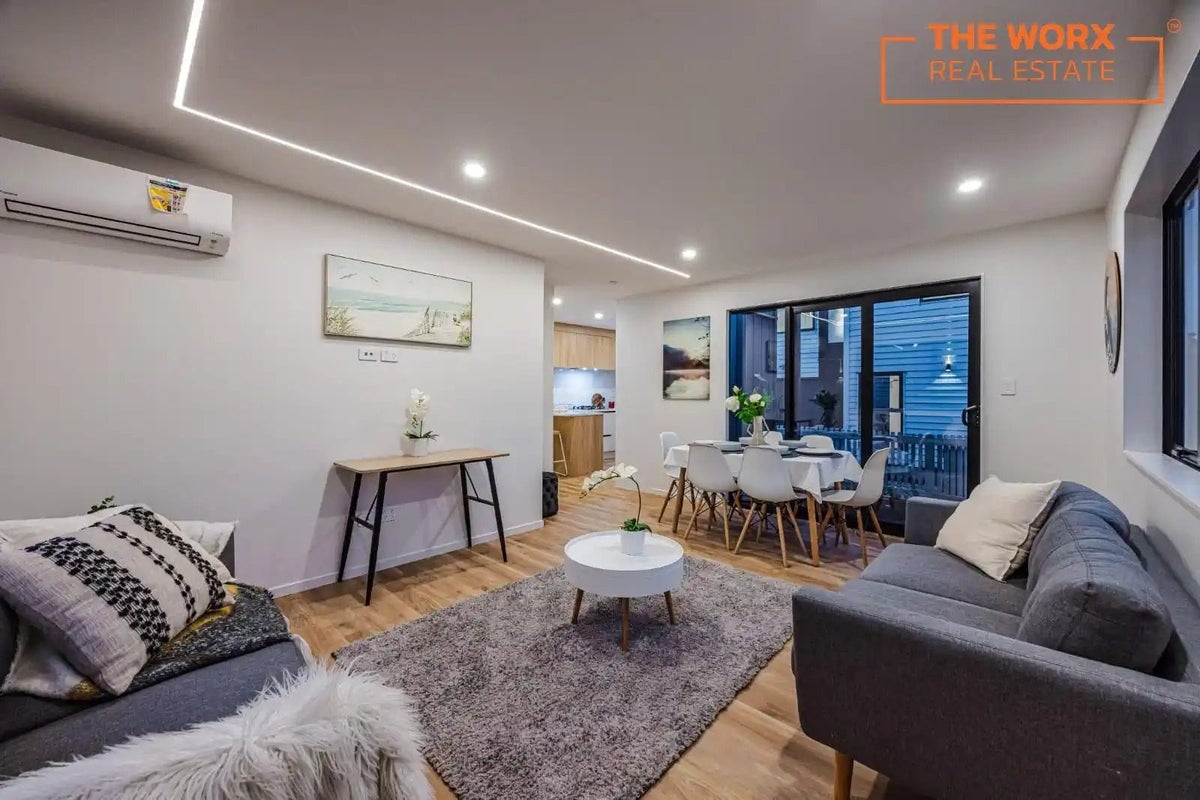 32C Grande Vue Road, Hillpark, Auckland - Carousel 2