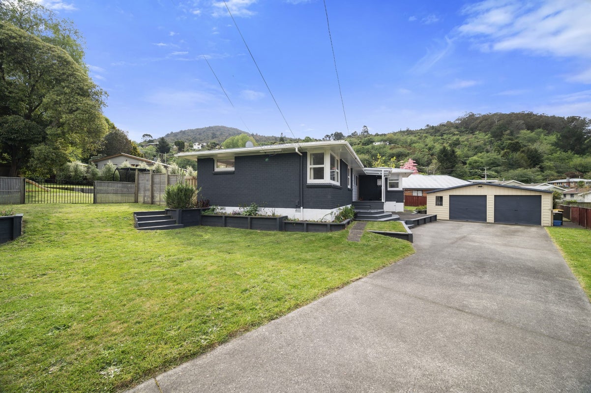 37 Park Road, Western Heights, Rotorua - Carousel 2