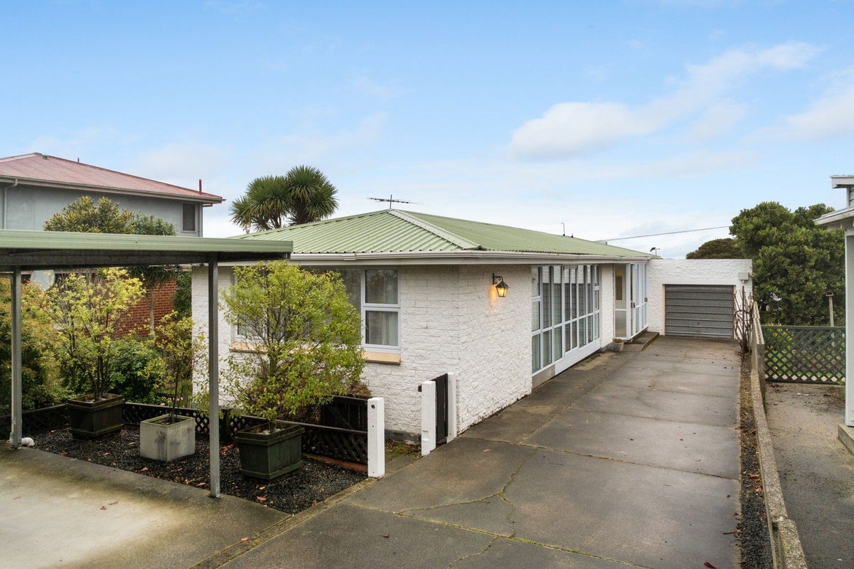 18 Wills Street, Balaclava, Dunedin - Carousel 1