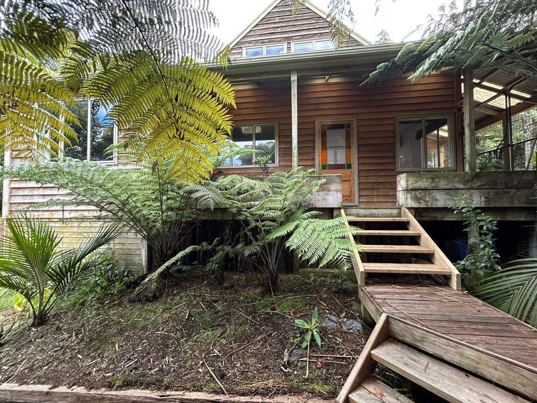 36 Rimu Road, Oratia, Auckland - Carousel 28