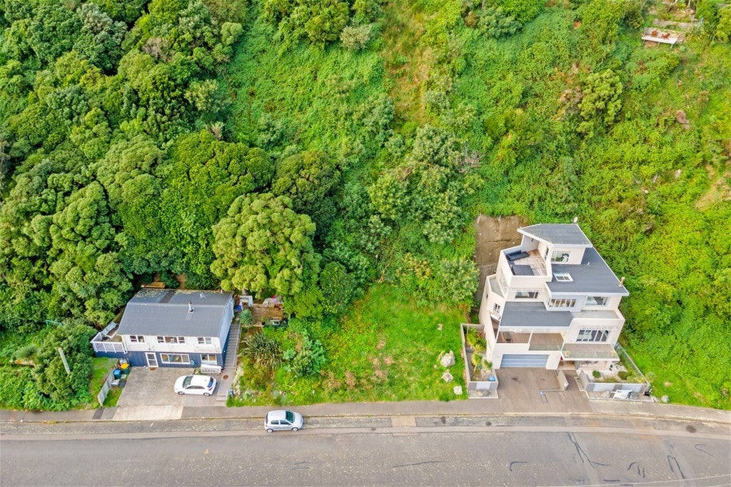 74 Moana Road, Plimmerton, Porirua - Carousel 2