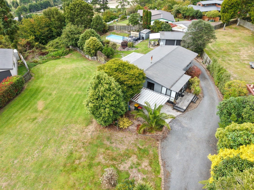 15 Henare Place, Tihiotonga, Rotorua - Carousel 1