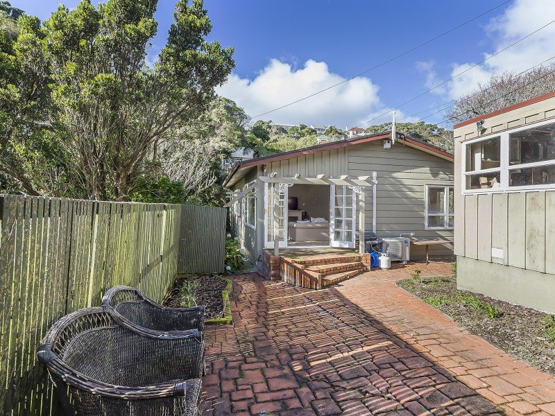 24A Oban Street, Wadestown, Wellington - Carousel 2
