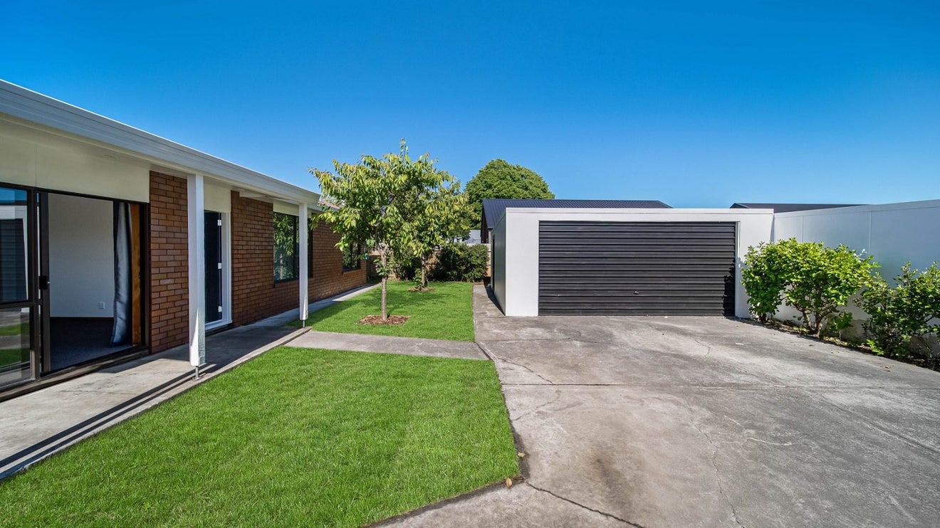 2/14 Radnor Street, St Albans, Christchurch - Carousel 15