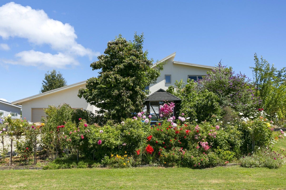 3 Wai Kite Kite Place, Motuoapa, Turangi - Carousel 1