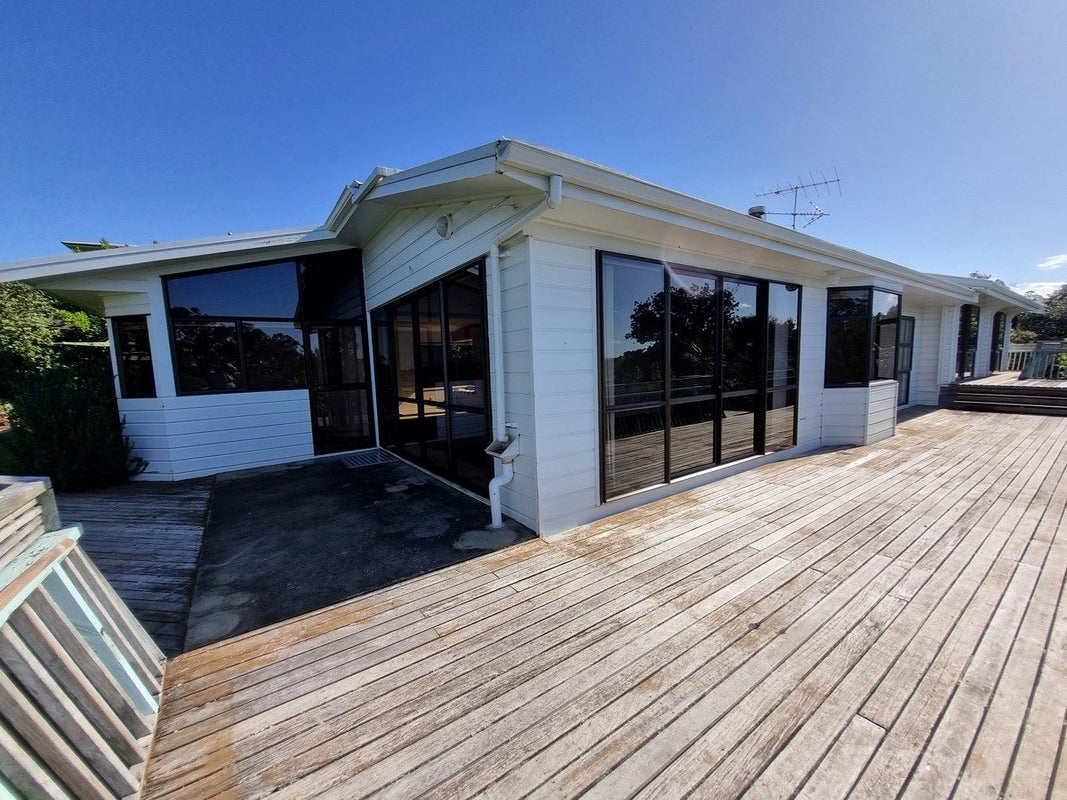 28 Jackson Crescent, Mahurangi East, Warkworth - Carousel 1
