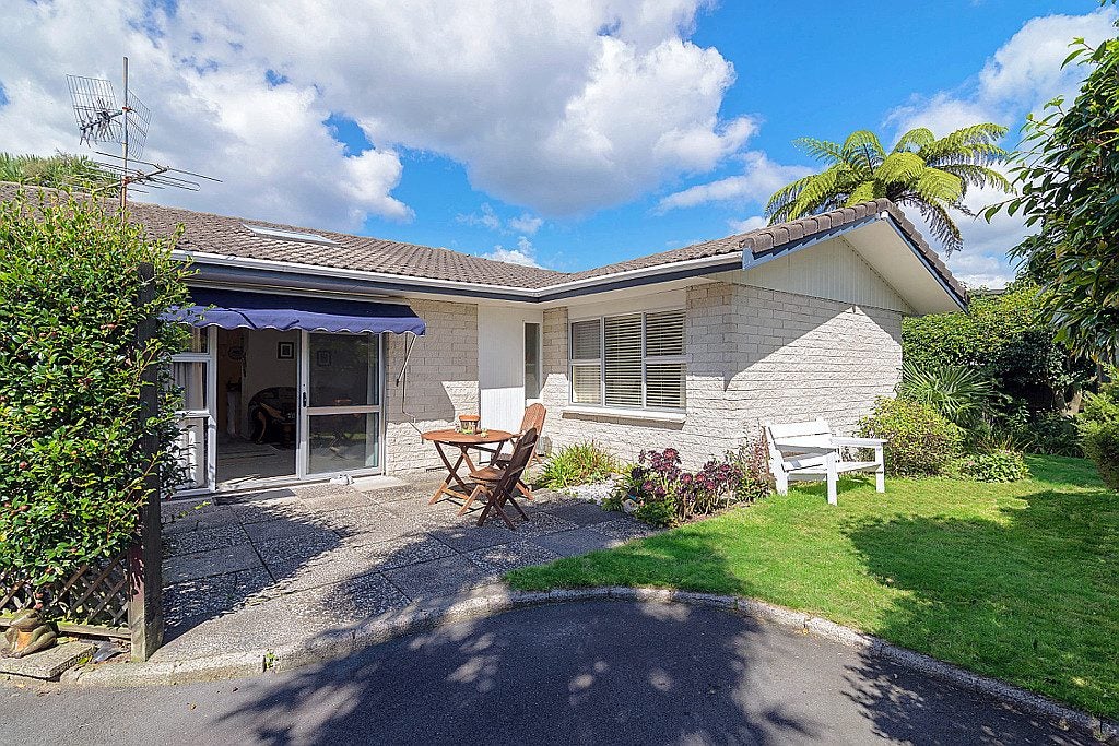 2A Kowhai Street, Glenholme, Rotorua - Carousel 1