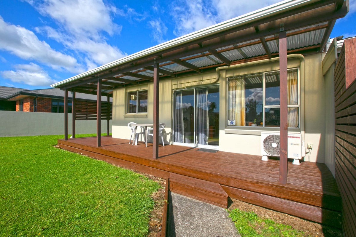 16A Mangorei Road, Strandon, New Plymouth - Carousel 1