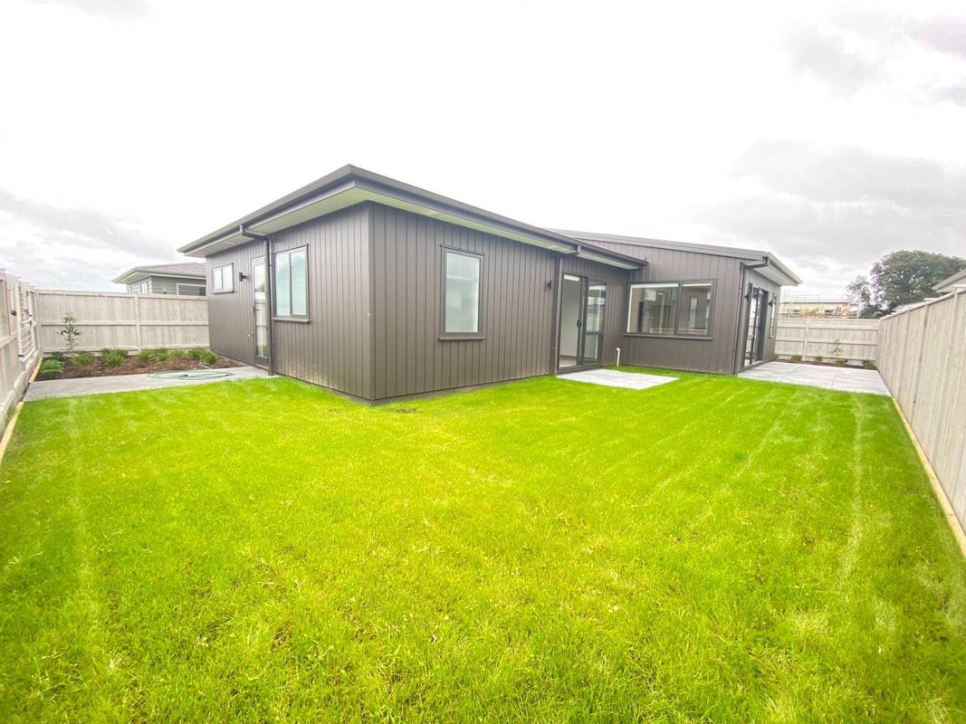 100 Pepene Avenue, Takanini, Auckland - Carousel 20