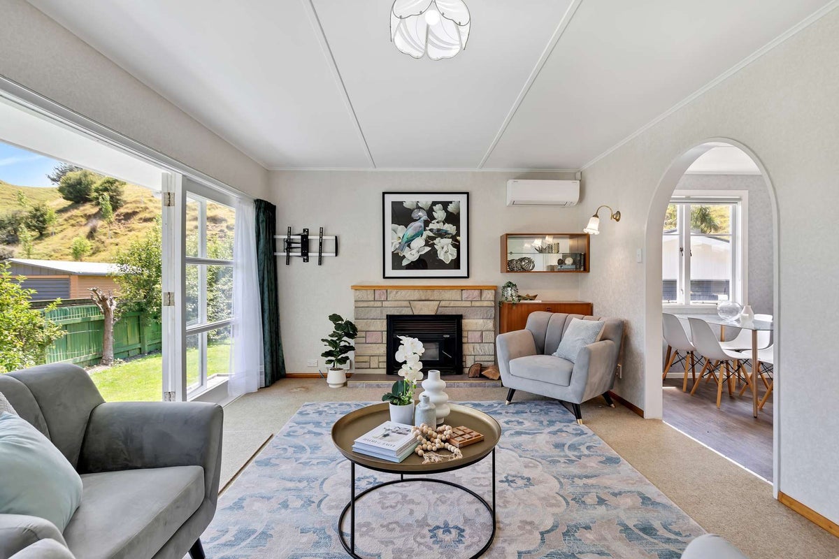 33 Turoa Road, Whanganui East, Whanganui - Carousel 2