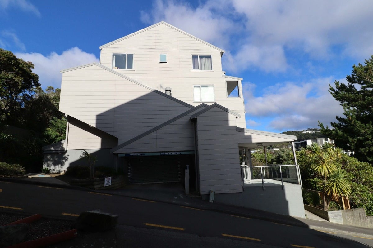 6/6 Brown Street, Mount Cook, Wellington - Carousel 16