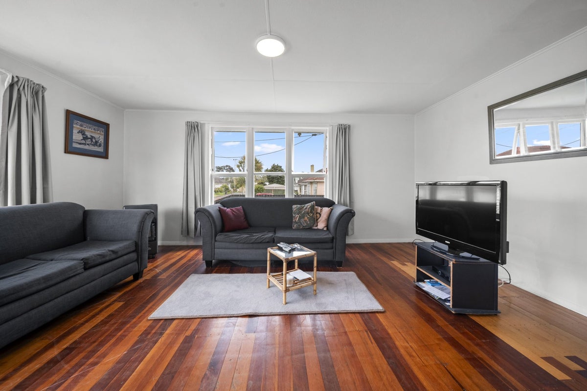 11A Kuranui Place, Otahuhu, Auckland - Carousel 2