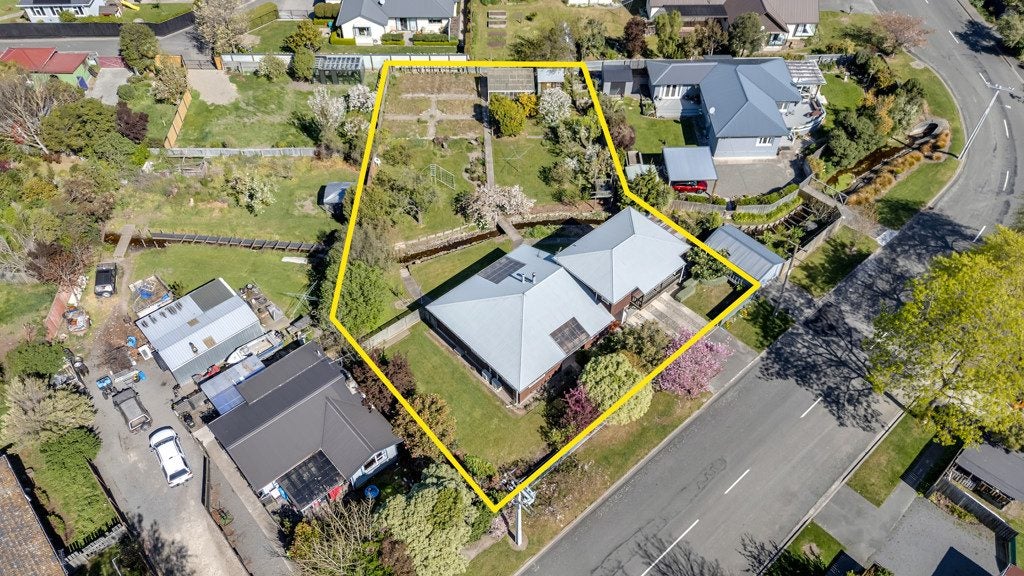 22 Bank Street, Amberley, Amberley - Carousel 1