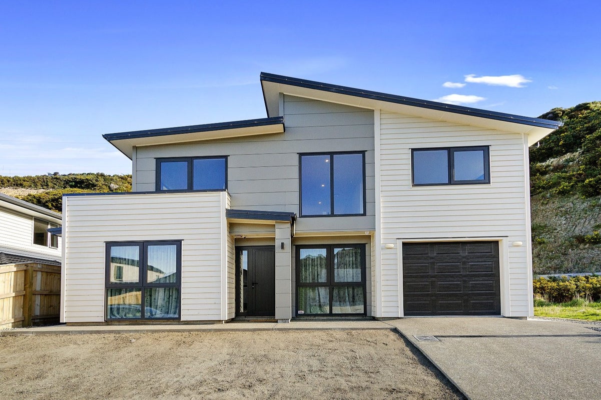 24 Porokaiwhiri Street, Crofton Downs, Wellington - Carousel 1