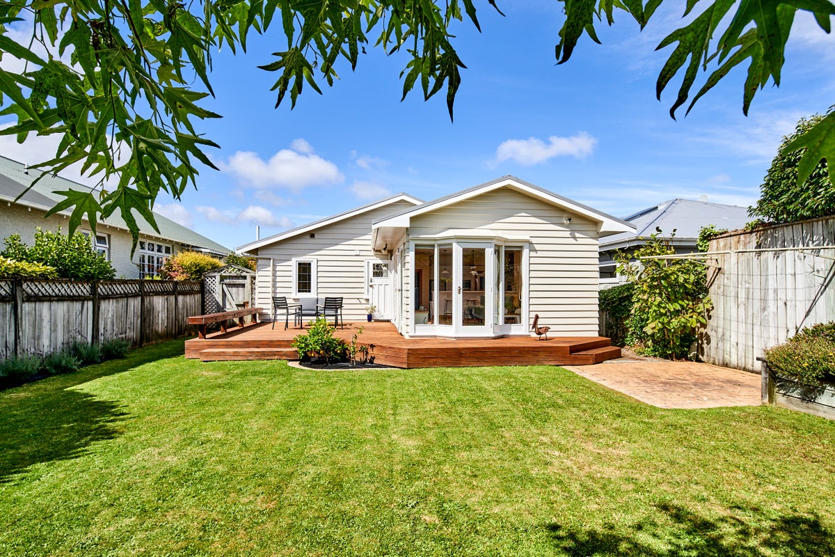 21 Standen Street, Karori, Wellington - Carousel 2