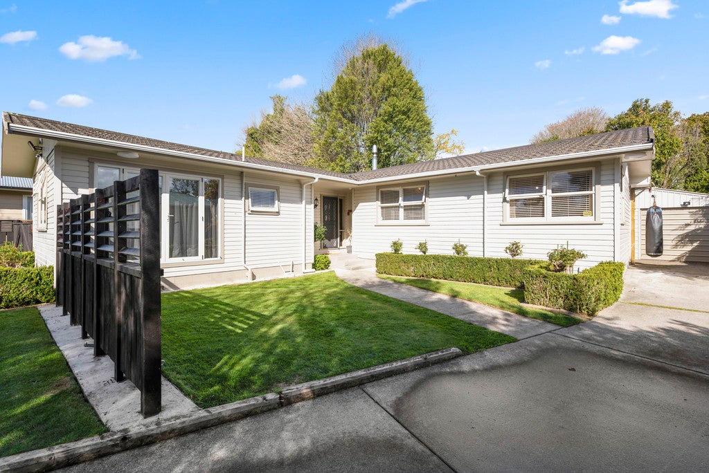 14 Norrie Place, Hillcrest, Rotorua - Carousel 1