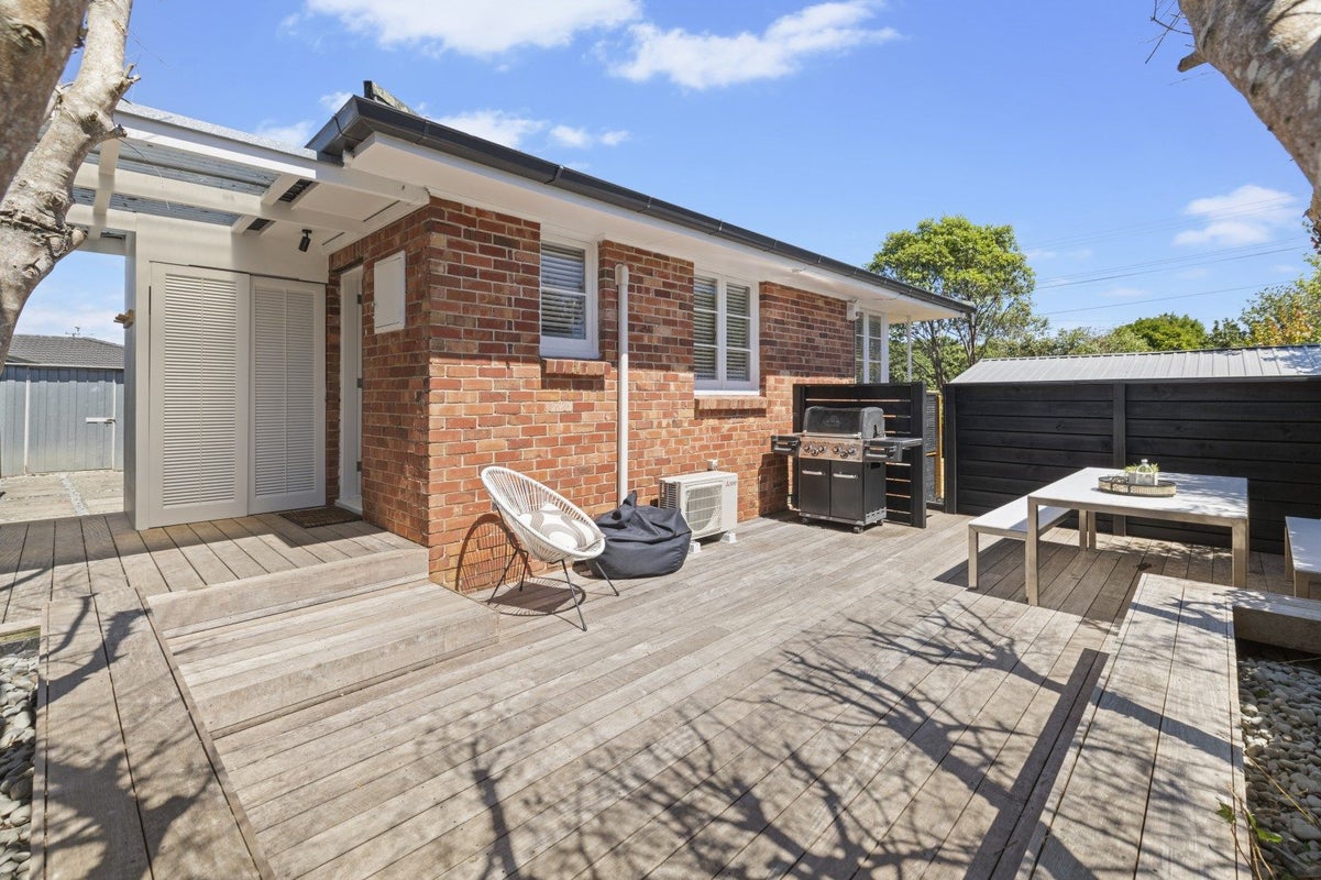 99 Wallace Road, Mangere Bridge, Auckland - Carousel 2