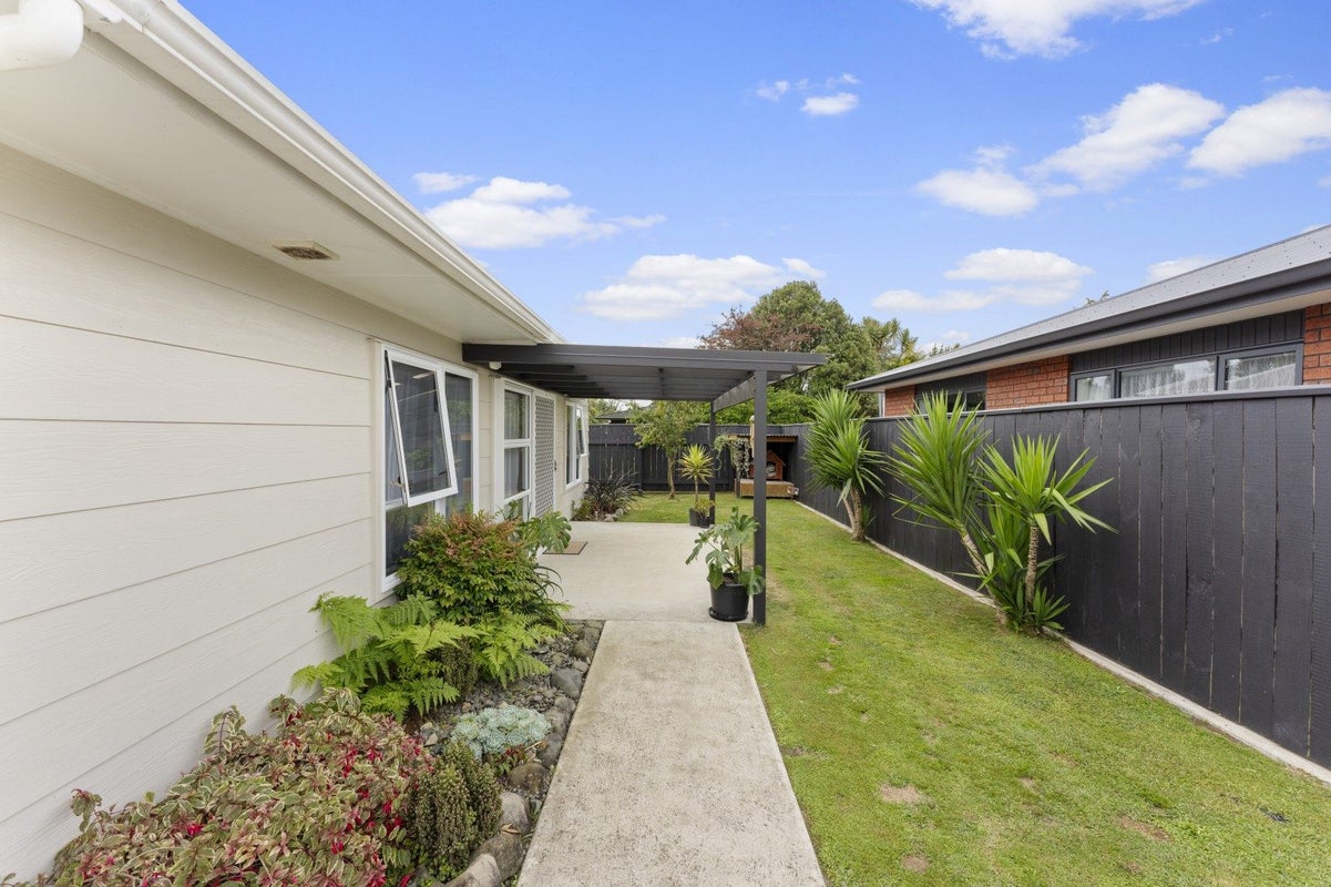 11A Rimu Road, Mangere Bridge, Auckland - Carousel 2