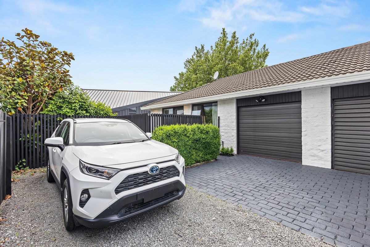 2/60A Somme Street, St Albans, Christchurch - Carousel 2