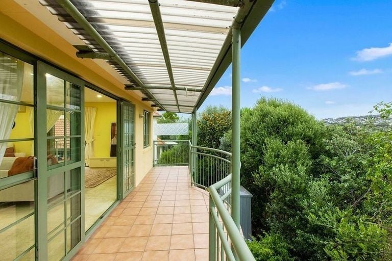 28 Parkwood Crescent, Gulf Harbour, Whangaparaoa - Carousel 1