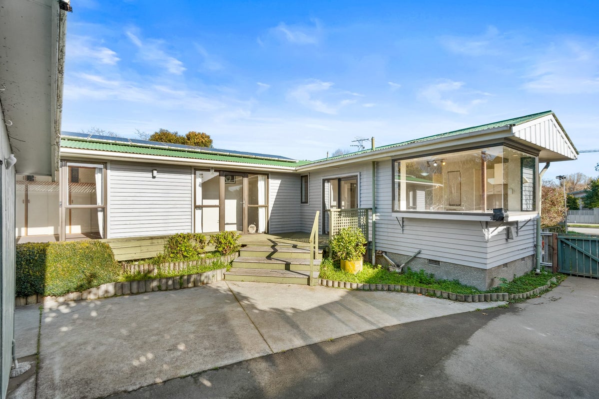 14 Wayside Avenue, Burnside, Christchurch - Carousel 2
