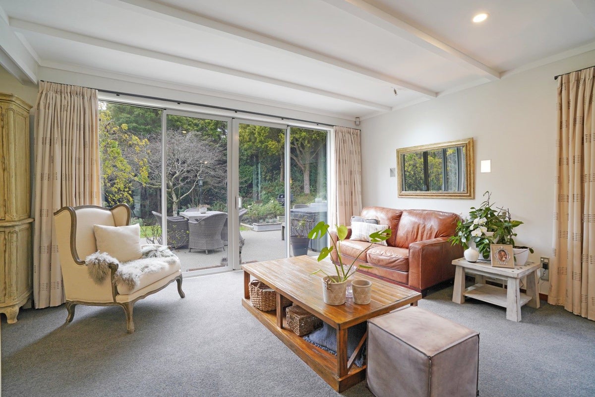 5 Grant Road, Otatara - Carousel 1