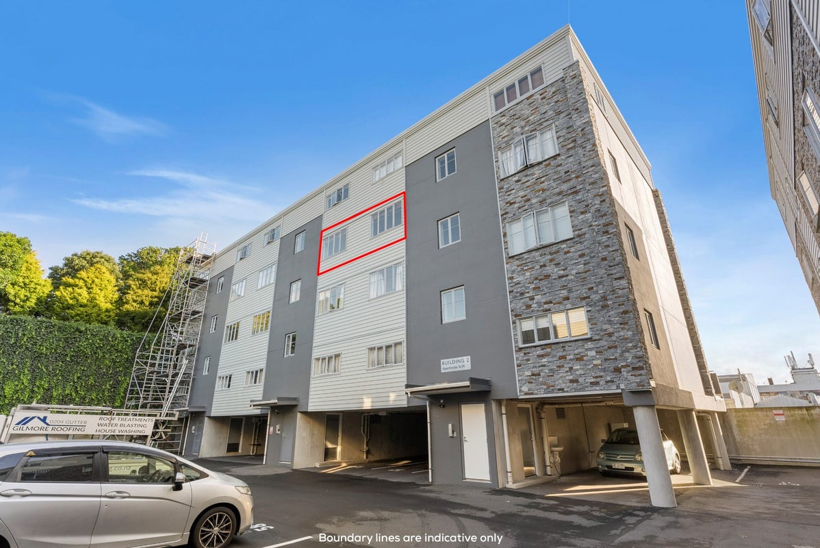 3H/3 Keystone Avenue, Three Kings, Auckland - Carousel 1