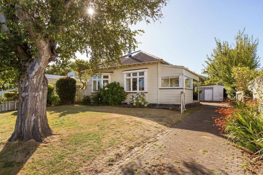 35 Bellvue Avenue, Papanui, Christchurch - Carousel 1