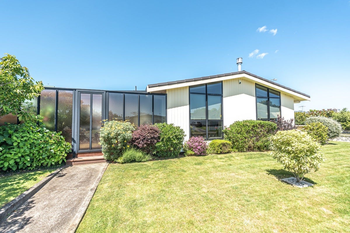 30 Karamu Street, Tawhero, Whanganui - Carousel 34