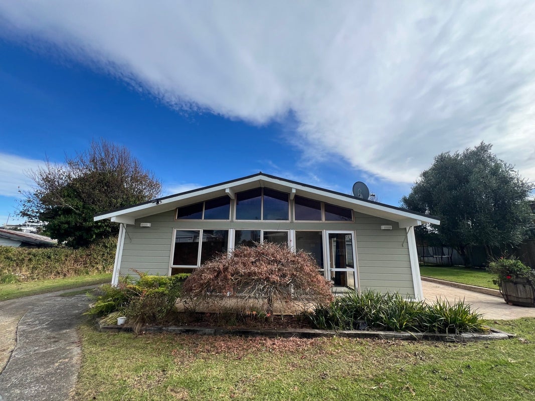 37 Myres Street, Otumoetai, Tauranga - Carousel 2