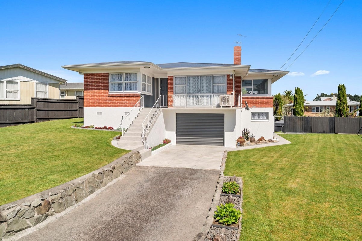8 Bruce Street, Ngongotaha, Rotorua - Carousel 1