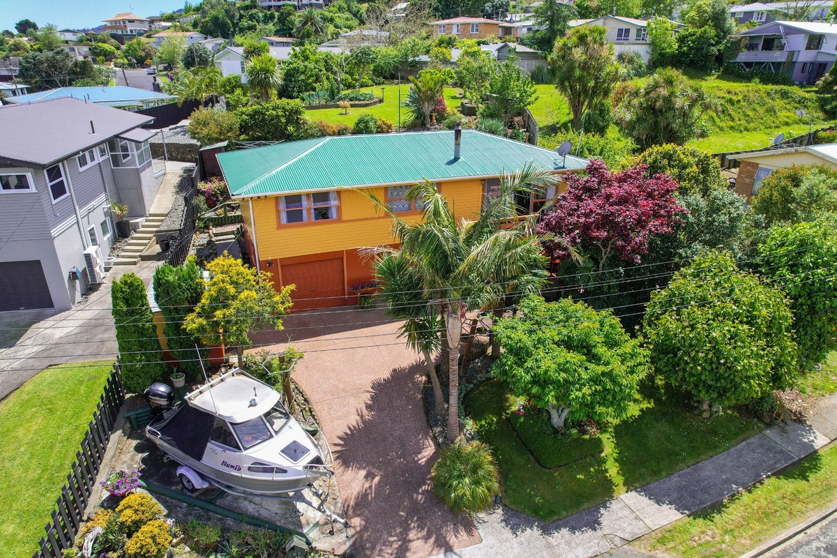 105 Bowen Place, Thames, Thames - Carousel 23