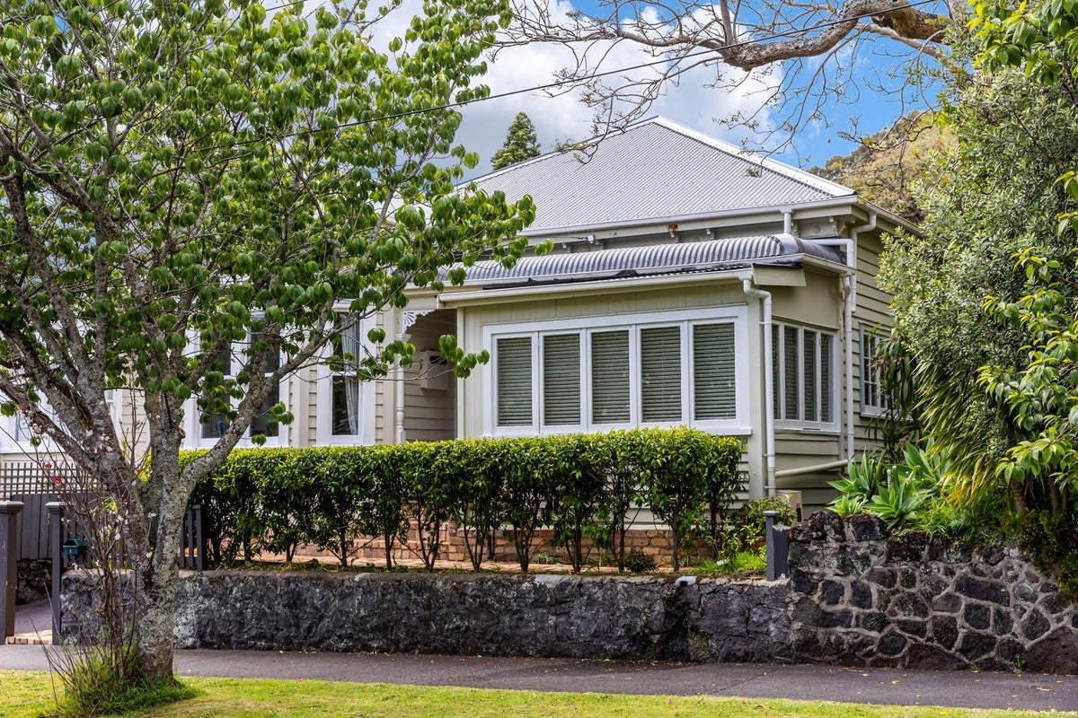 78 Esplanade Road, Mount Eden, Auckland - Carousel 2