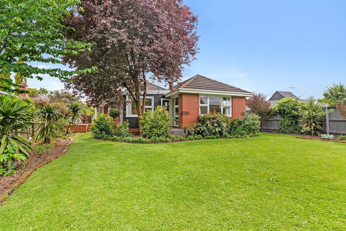 201 Wairakei Road, Bryndwr, Christchurch - Carousel 1