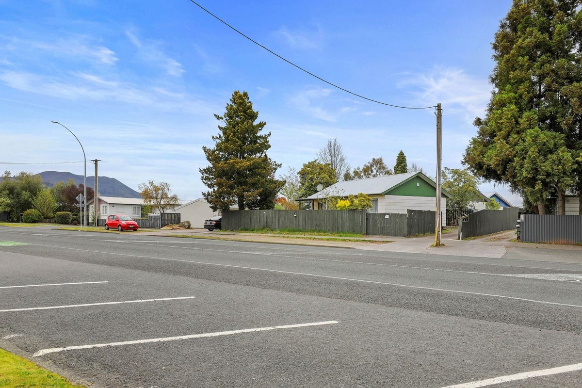 141 Spa Road, Taupo, Taupo - Carousel 17