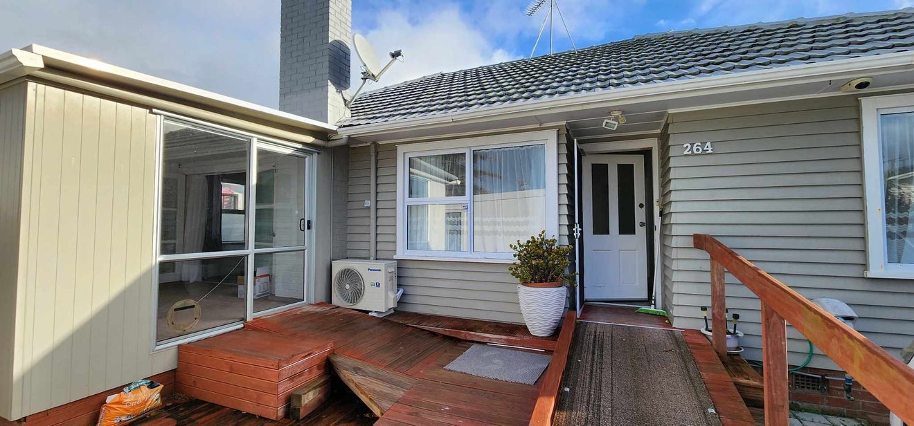 264 Birkdale Road, Birkdale, Auckland - Carousel 1