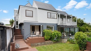 63A Homebush Road, Khandallah, Wellington - Carousel 1