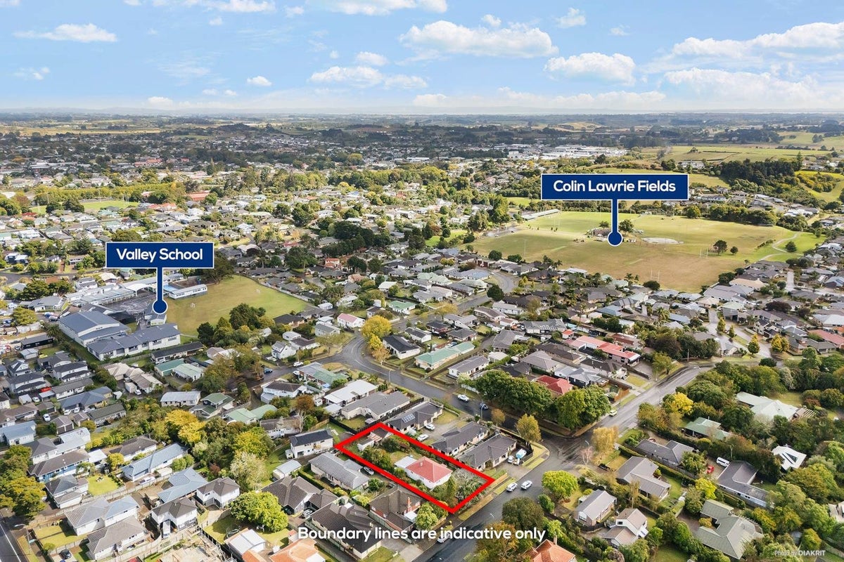 12 Valley Road, Pukekohe, Pukekohe - Carousel 1