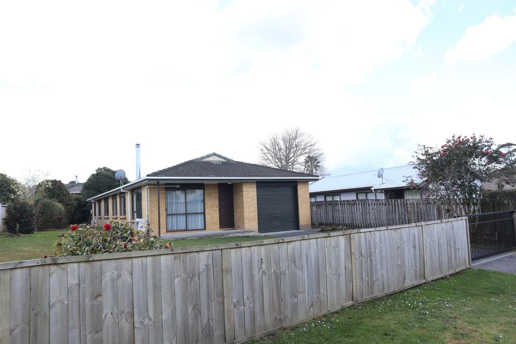 12 Pinotage Place, Huapai, Kumeu - Carousel 17