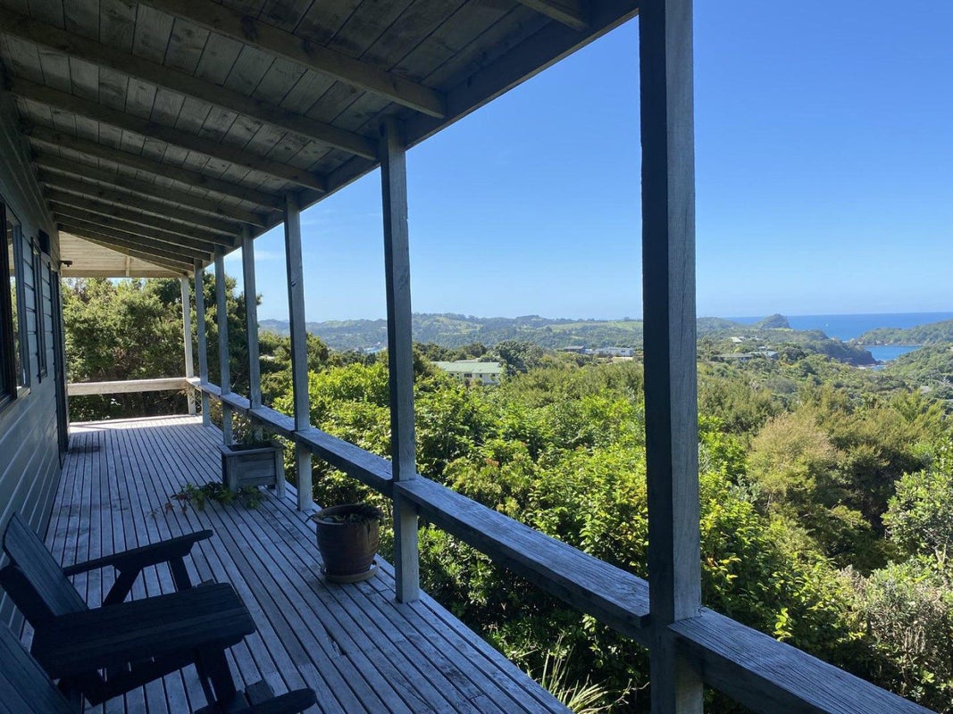 26 Dolphin Place, Whangarei - Carousel 1