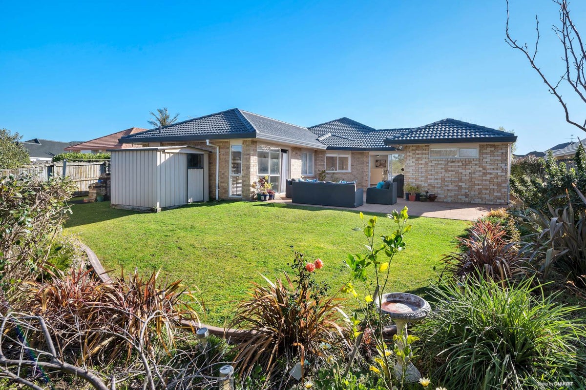7 Uldale Place, Northpark, Auckland - Carousel 2