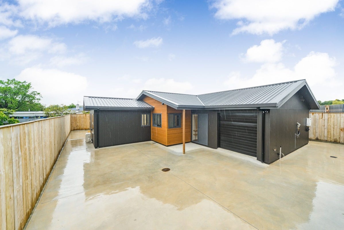 20 Highbury Avenue, Highbury, Palmerston North - Carousel 1