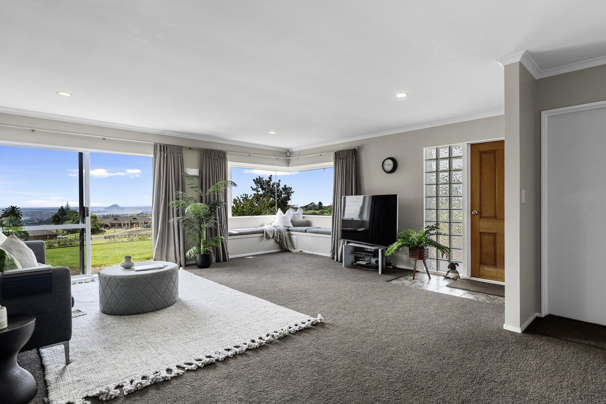 4 Adrine Lane, Ohauiti, Tauranga - Carousel 2