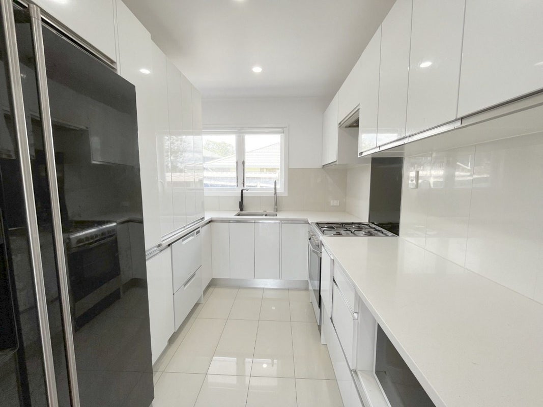 8 Daytona Road, Henderson, Auckland - Carousel 2