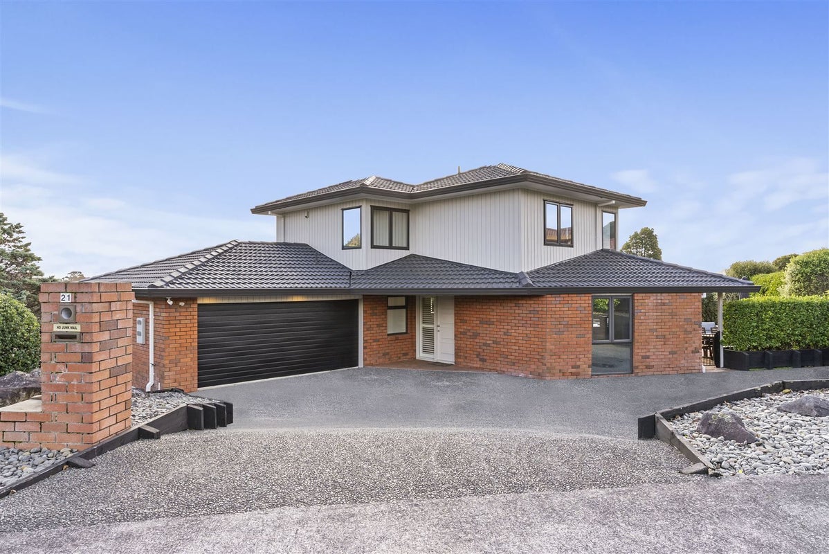 21 Ramelton Road, Mount Roskill, Auckland - Carousel 1