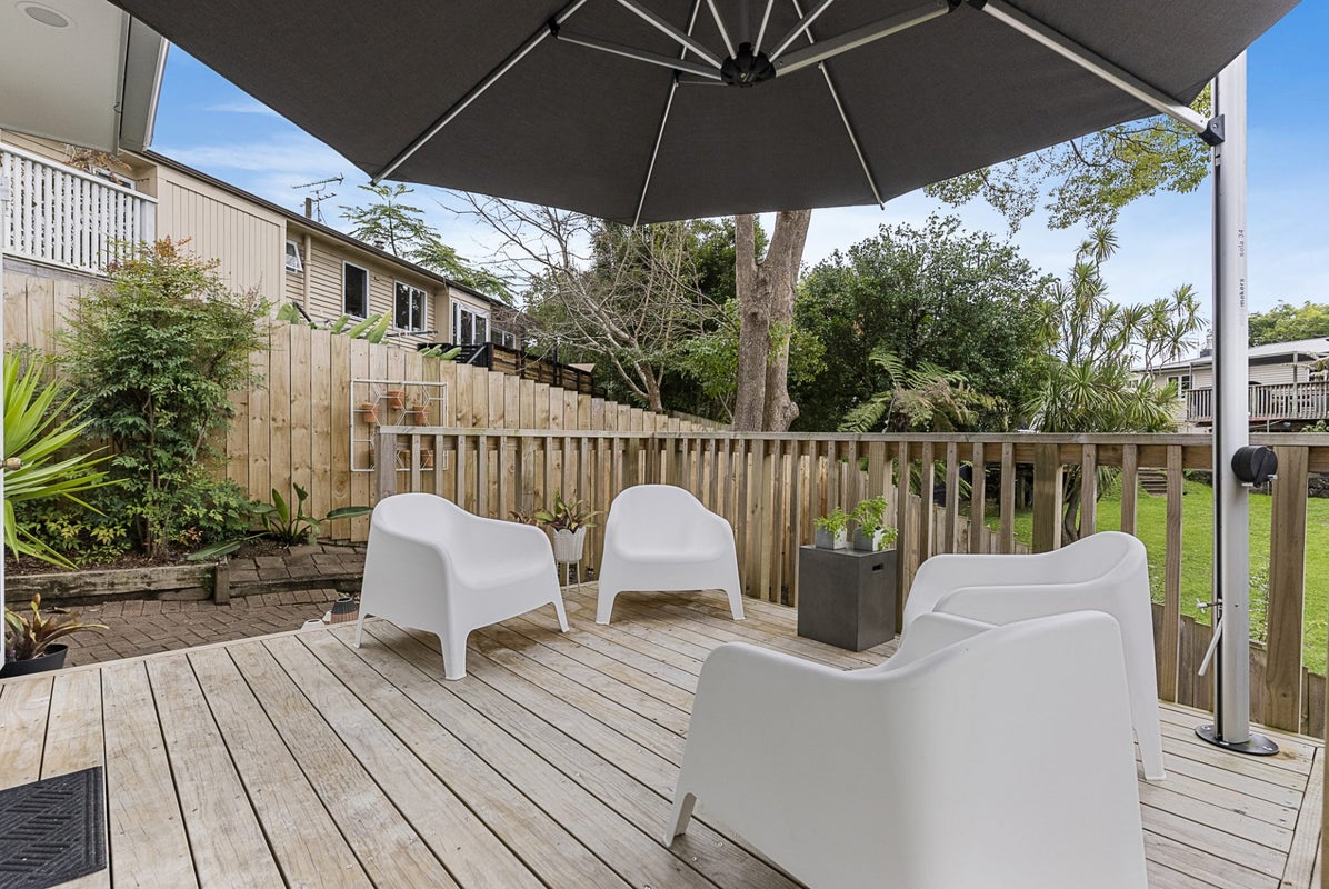 2/58 Botany Road, Howick, Auckland - Carousel 2